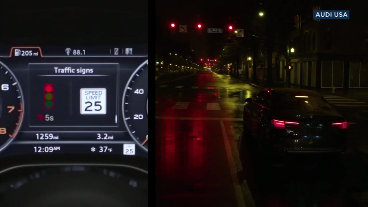Audi decide to stop at red light