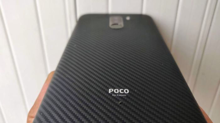 Pocophone f1 beats google pixel dxomark