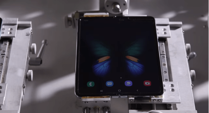 Samsung releases video detailing the galaxy fold